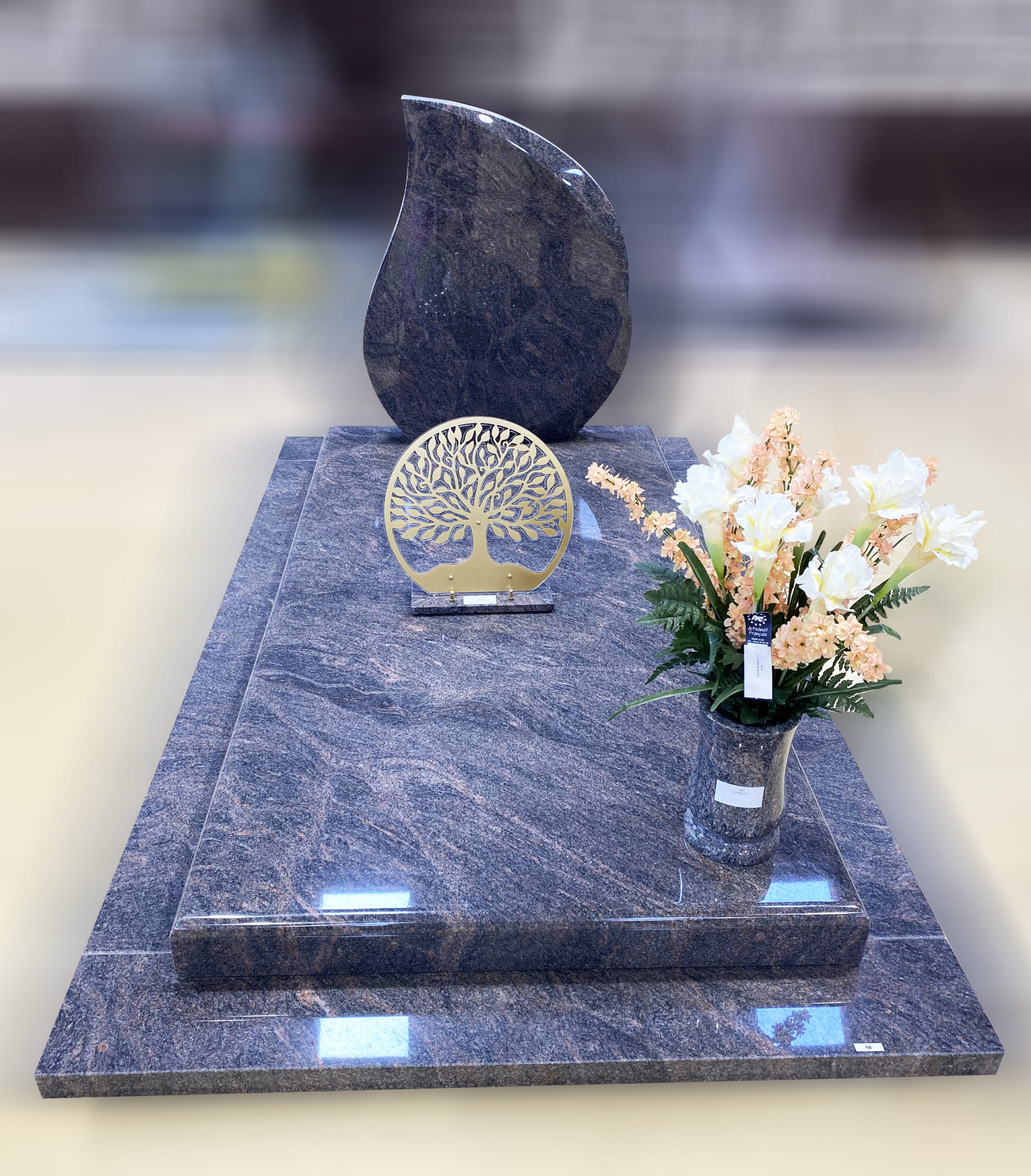Prix Dune Pierre Tombale En Granit Nos Monuments funéraires - Catalogue - Concept Marbre
